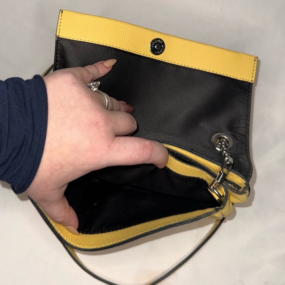 T Tahari Yellow Genuine Leather Crossbody Bag NWOT Flap Silver Hardware - Picture 4 of 7
